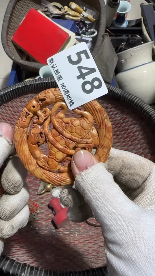 无非金属王**董亿容工艺品548