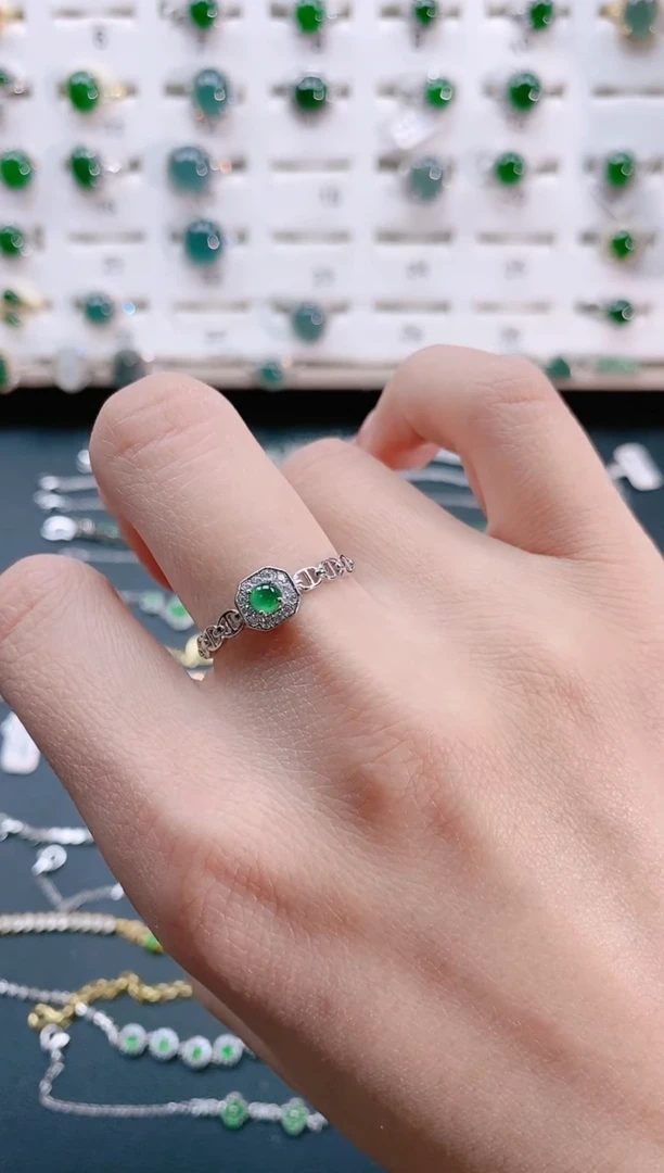 【闪购商品】翡翠戒指银S925镶嵌天然翡翠