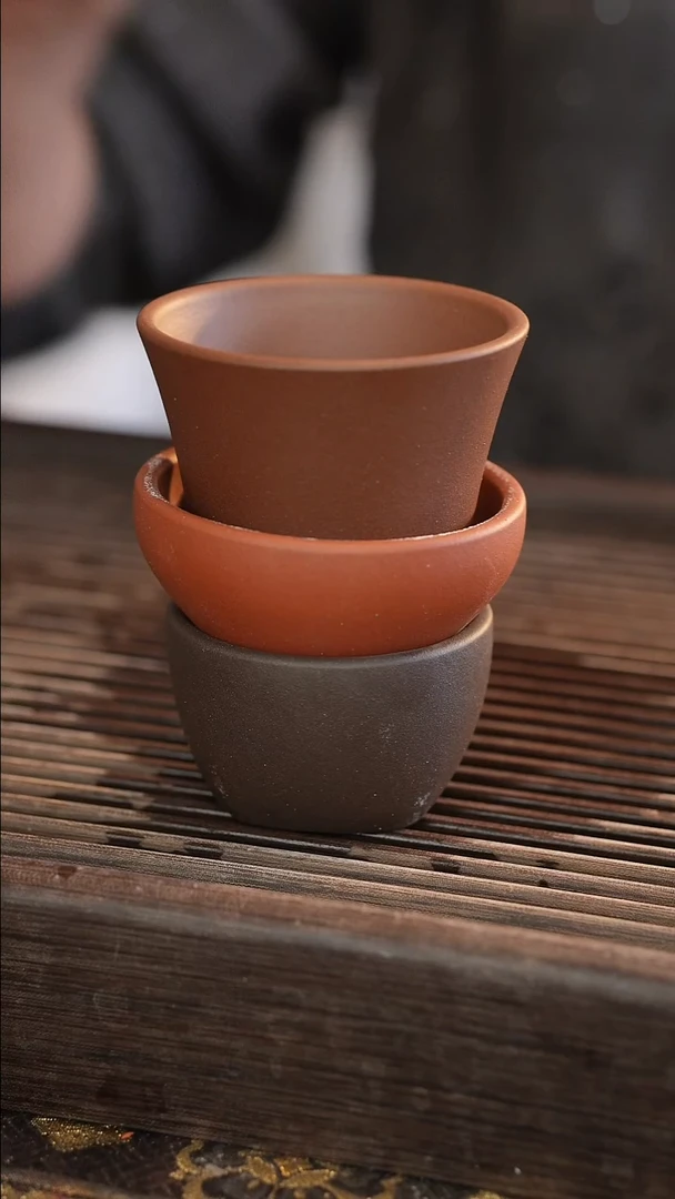 茶壶紫砂【发三个杯子】变色龙马蹄杯黑金砂天圆地方北红赤铁葫芦杯