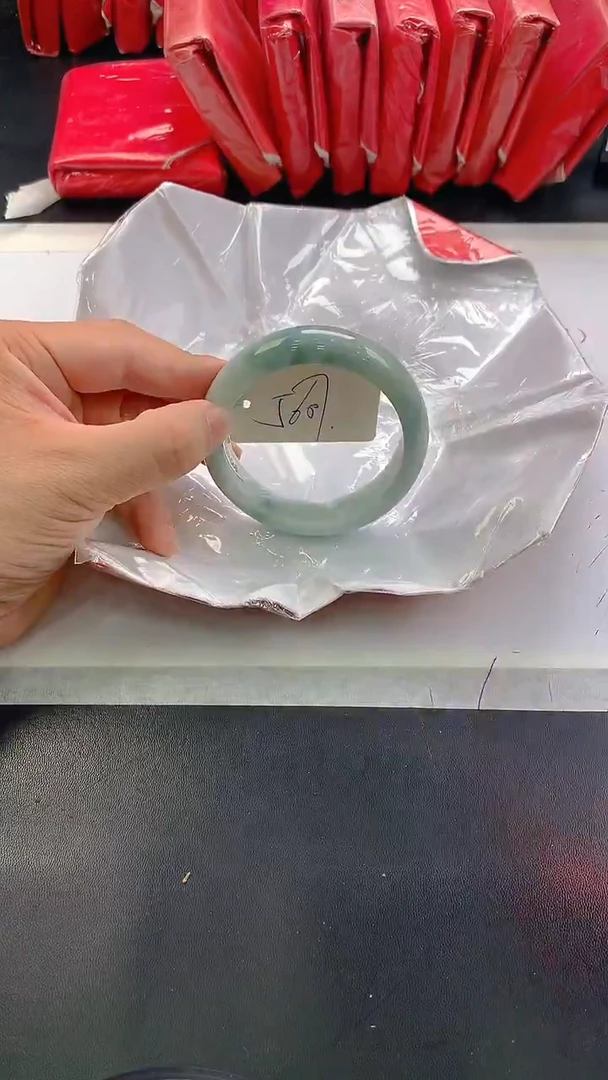 未镶嵌手镯翡翠165