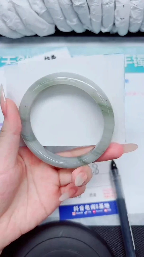 石英质玉手镯未镶嵌308-60.8