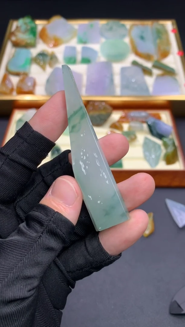 【闪购商品】定制翡翠未镶嵌