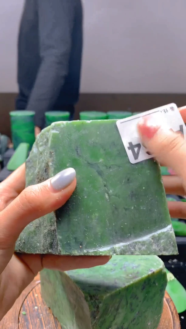 未镶嵌和田玉珠宝半成品1