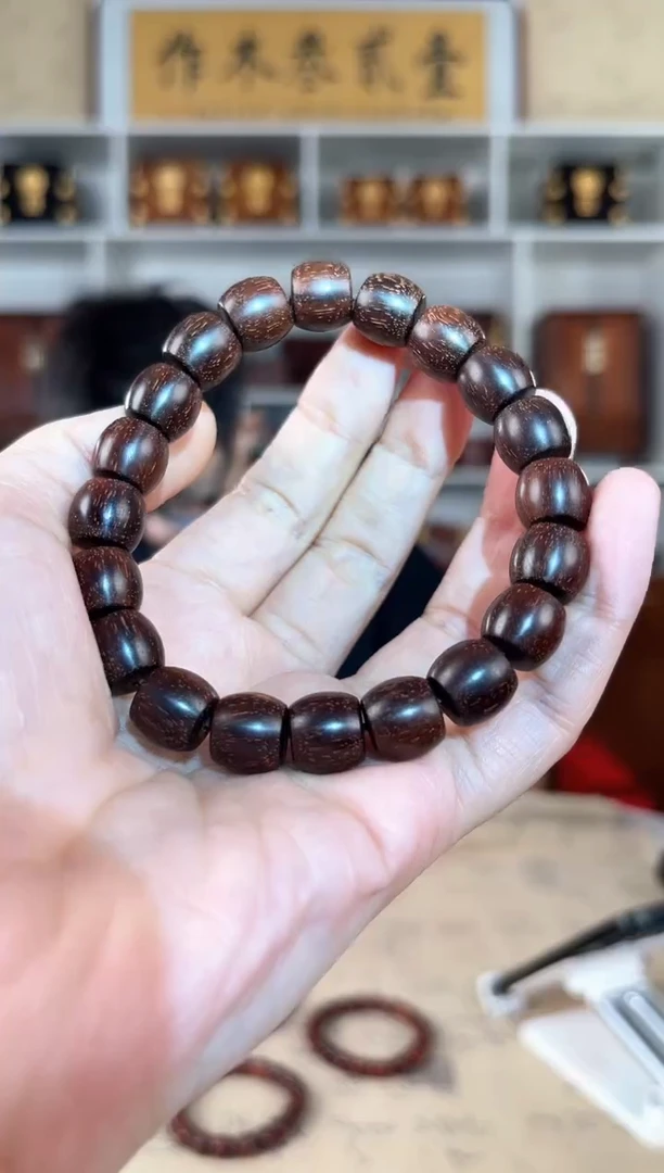 檀香紫檀（小叶紫檀）10*11 直切单圈手串