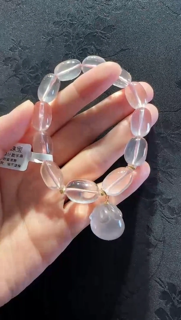 18K金镶嵌手串水晶兔子款