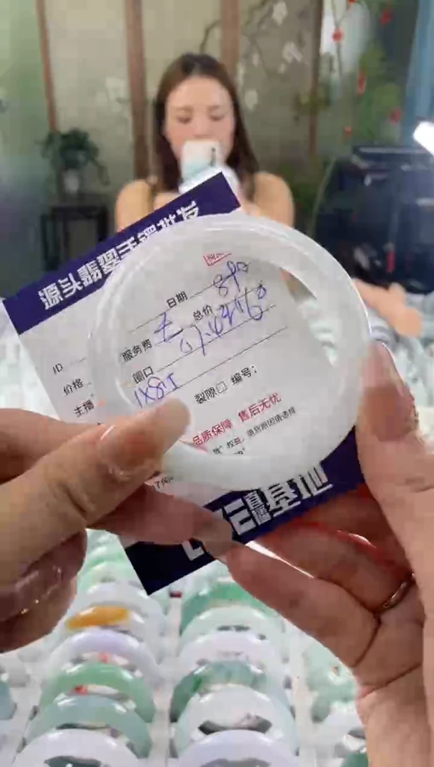 翡翠手镯未镶嵌11111111111