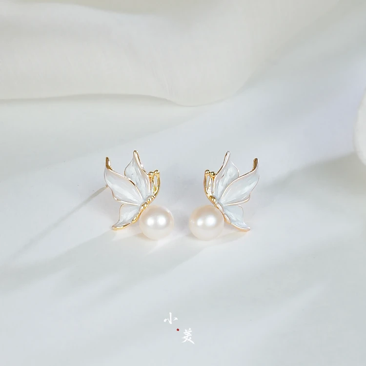 珍珠蝴蝶耳钉 韩系高级时尚F086