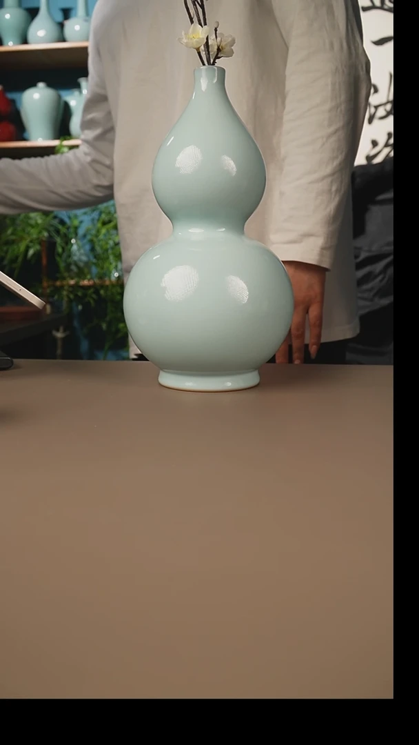 天青葫芦瓶微暇30