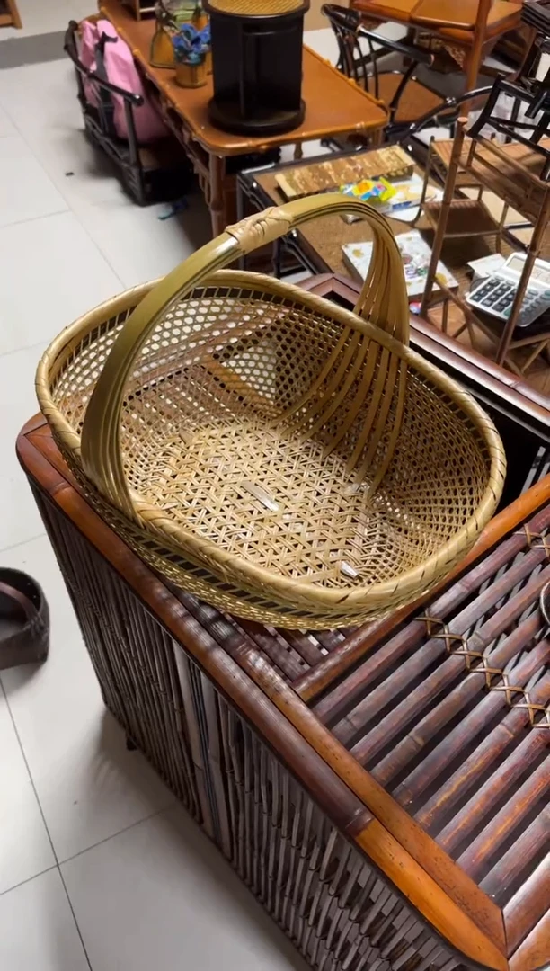 【闪购商品】闪购商品特价提篮一个