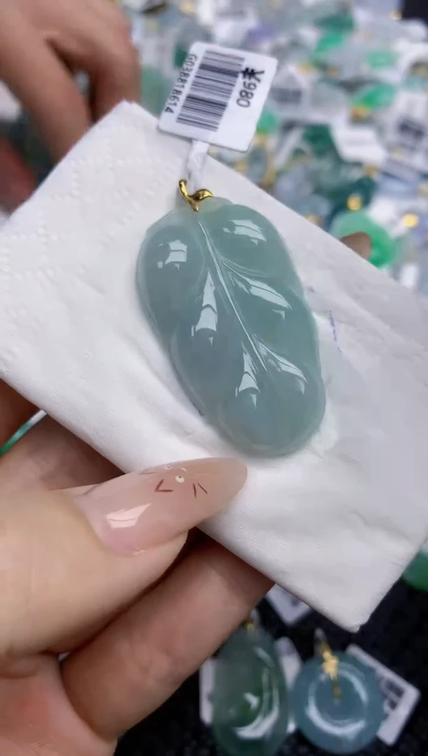 翡翠18K金镶嵌颈饰371   天然翡翠A货