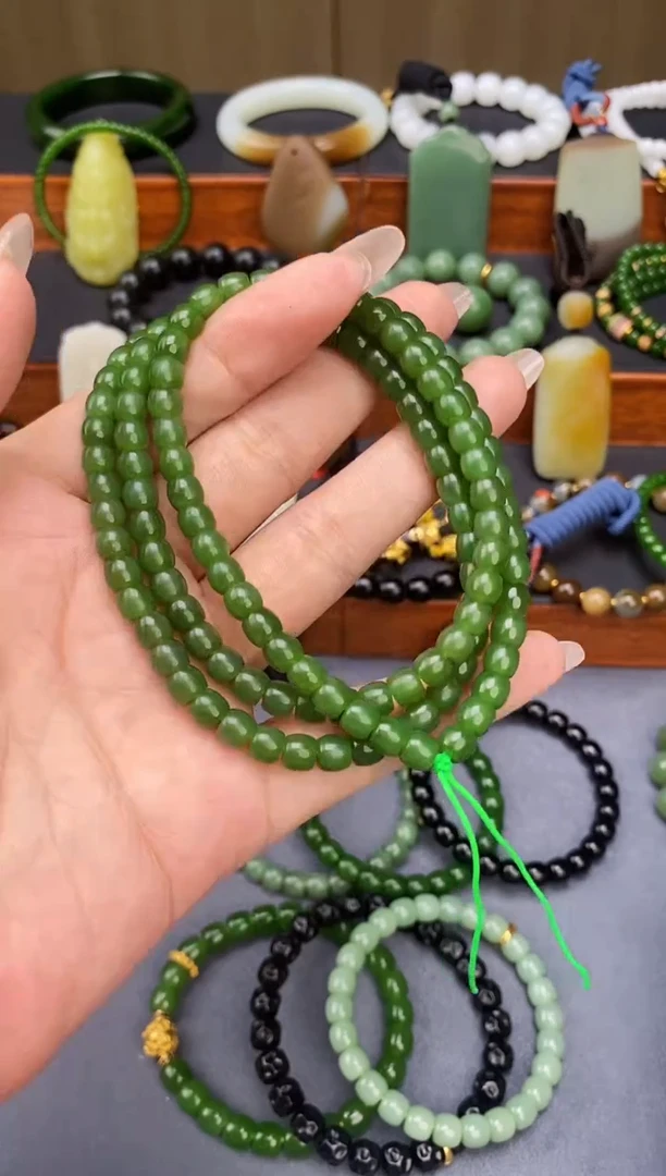 手串未镶嵌和田玉6mm碧玉极致108