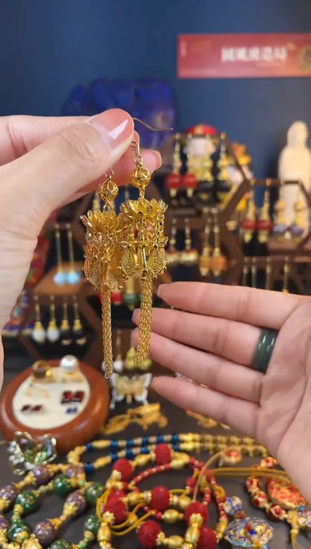 【闪购商品】206号大小莲花珐琅耳钩
