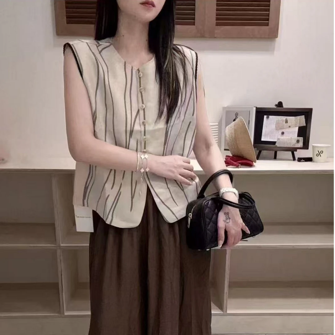 8201  韩版洋气短袖女2025夏季舒适马甲上衣