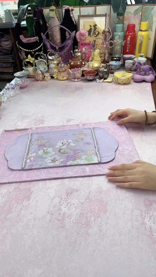 56 紫色蝶恋花茶席