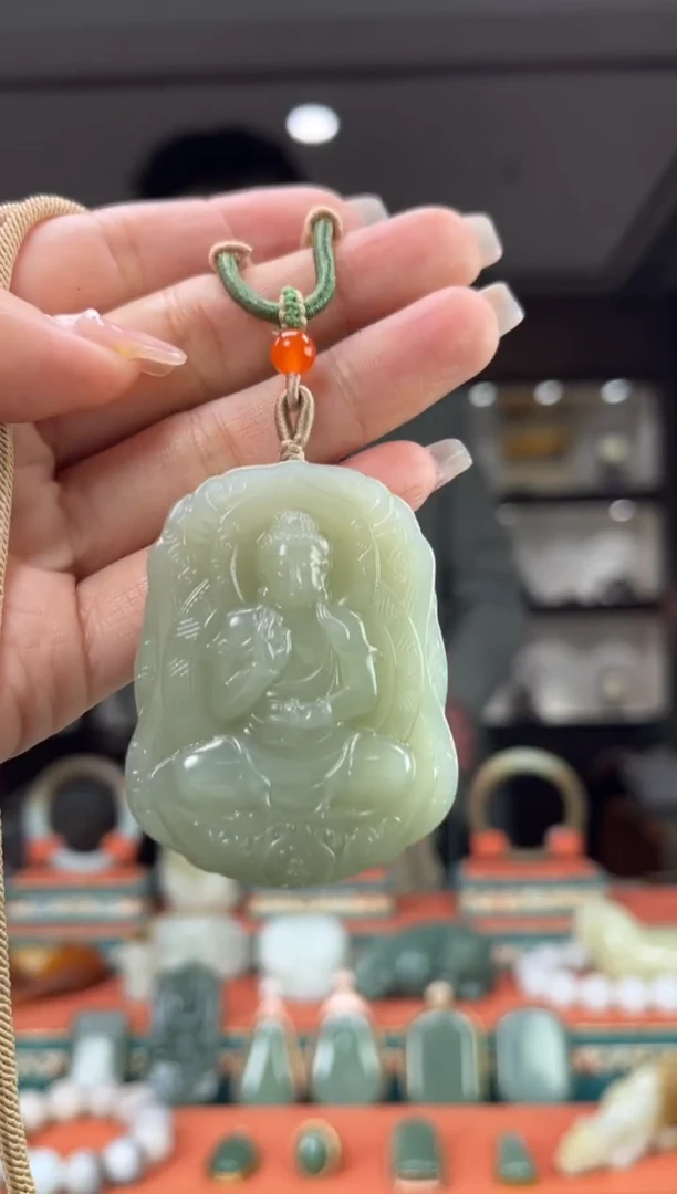 【闪购商品】和田玉颈饰未镶嵌佩佩猪 狗