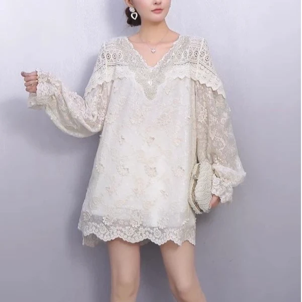 【苏苏精选】5618   法式重工V领灯笼袖蕾丝上衣
