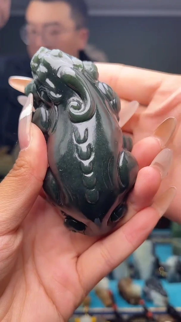 未镶嵌和田玉挂件1