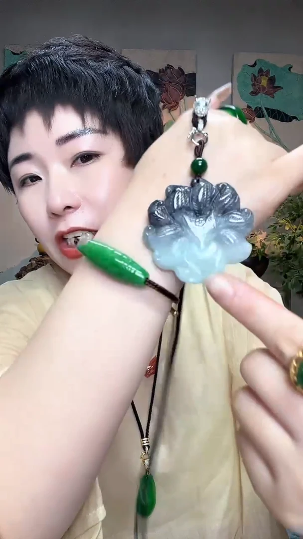 吊坠(赠链)合金翡翠676