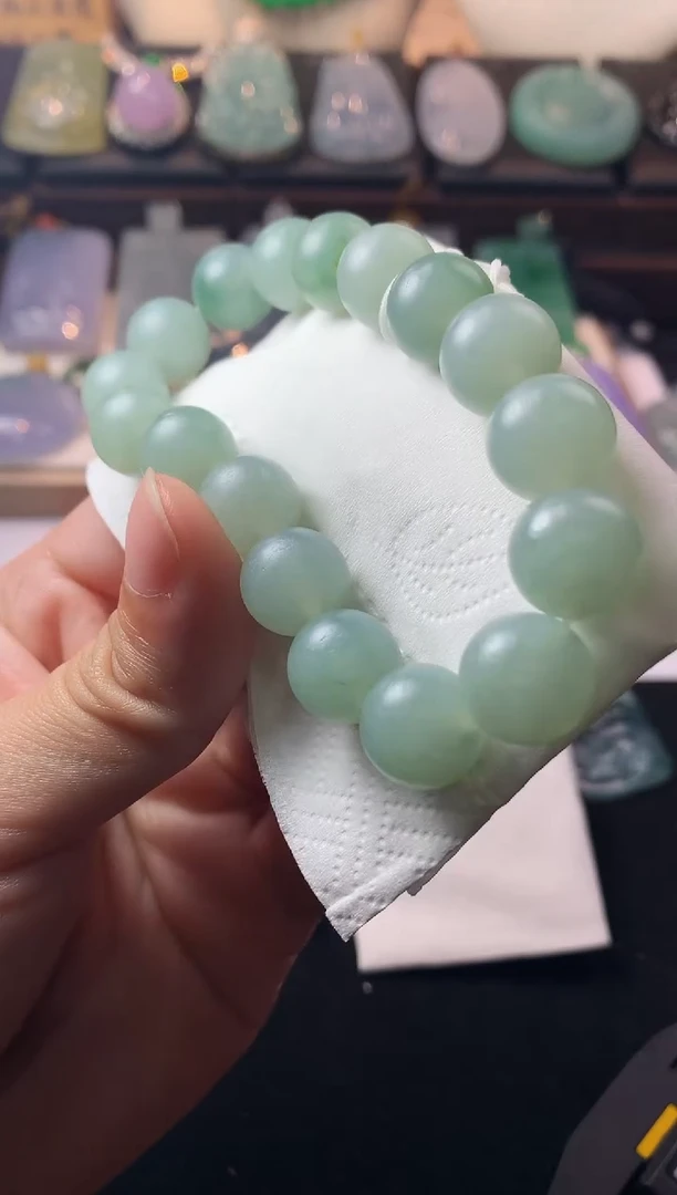 未镶嵌定制翡翠牛*牛毛货不退不换