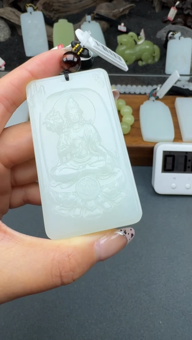 颈饰未镶嵌和田玉3