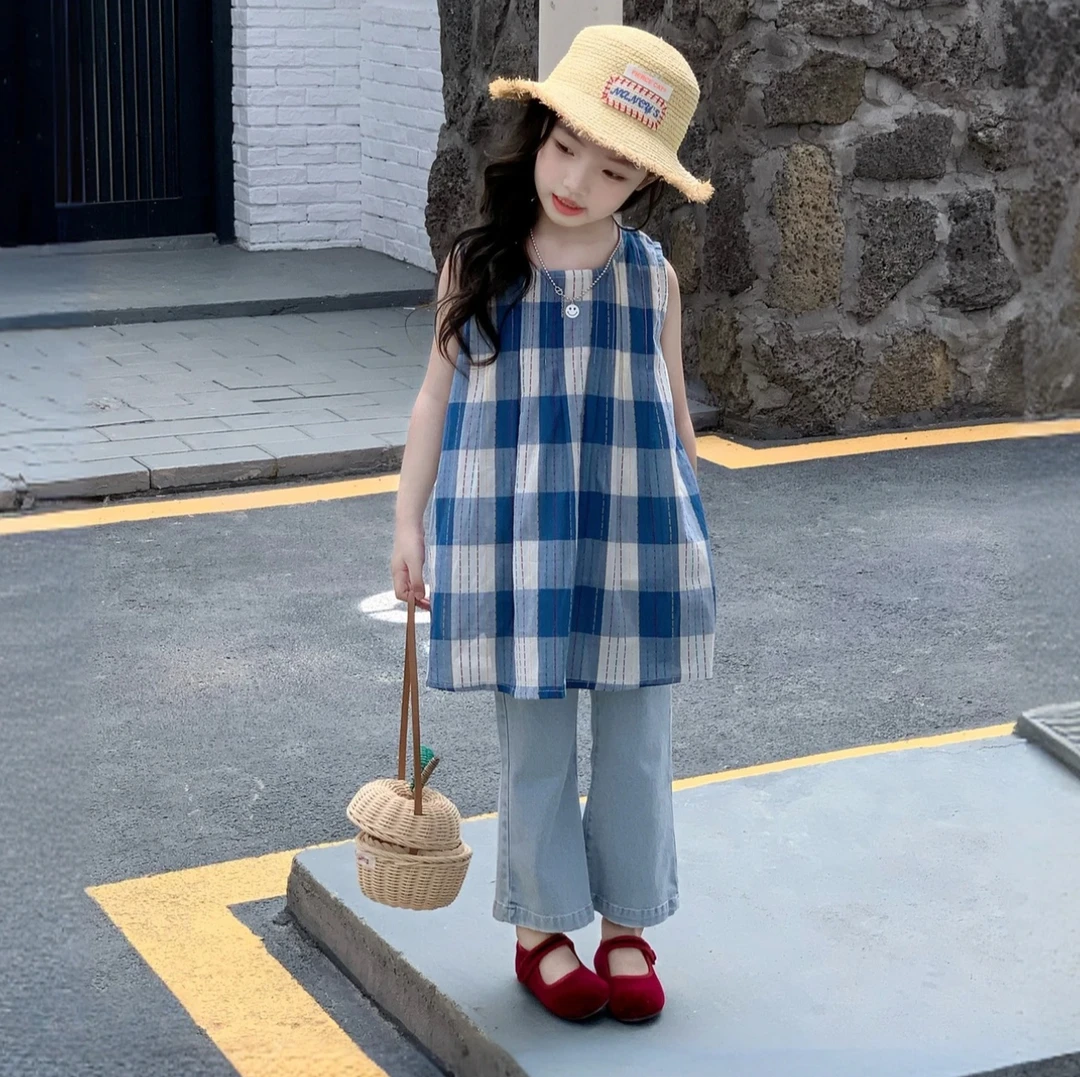 2025夏季款韩系女童小清新洋气格子背心裙女宝时髦百搭牛仔喇叭裤