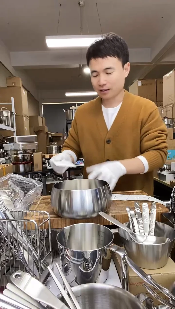 A24 微瑕16cm钵形碗