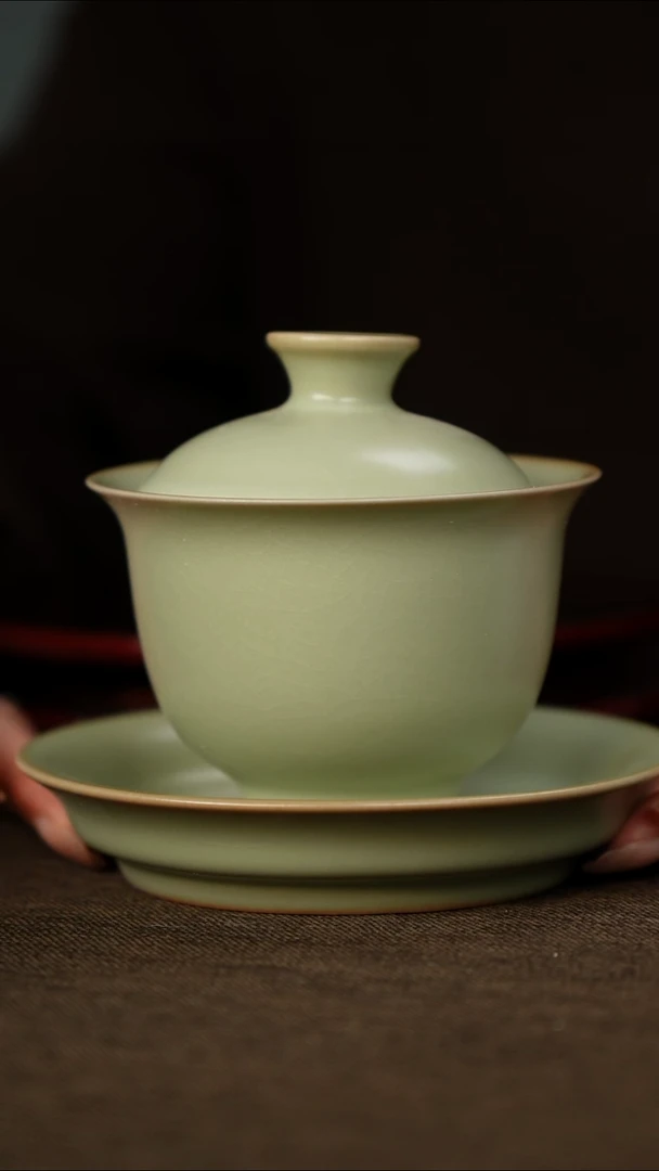 微微瑕 粉青 元宝盖碗 无底款 200容量