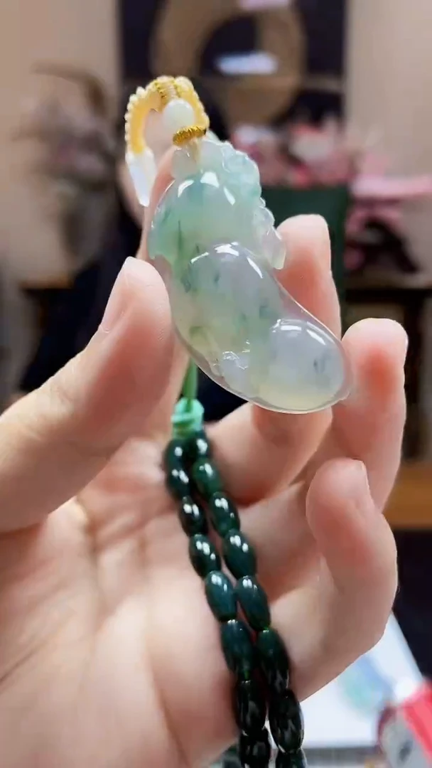 未镶嵌定制翡翠吊坠149