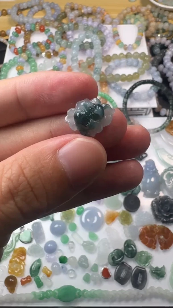 颈饰未镶嵌翡翠【闪购商品】 天然翡翠