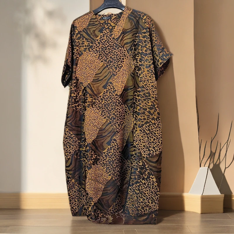 2025年春季女装新款V领印花连衣裙