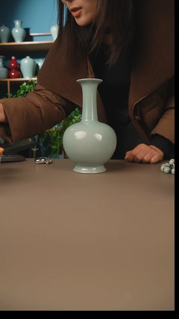 仿古鼓腹瓶       微暇