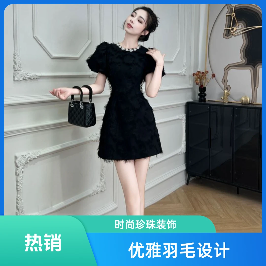 20660新款气质泡泡袖茶歇初恋显瘦高级感收腰名媛赫本风小黑裙