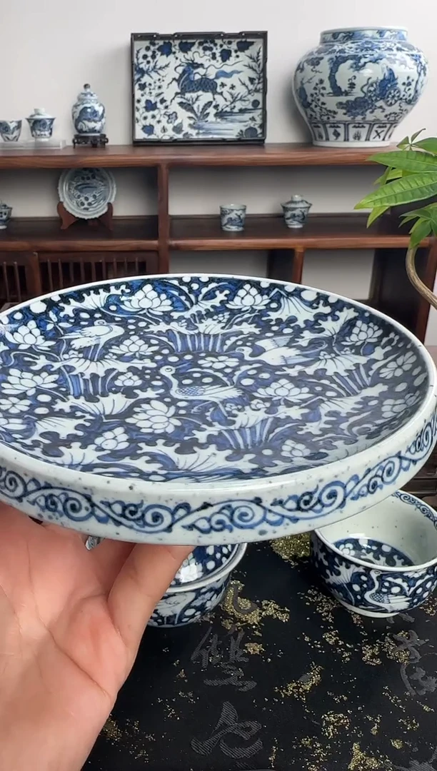 【闪购商品】摆件含真藏古撒蓝一路莲科壶承