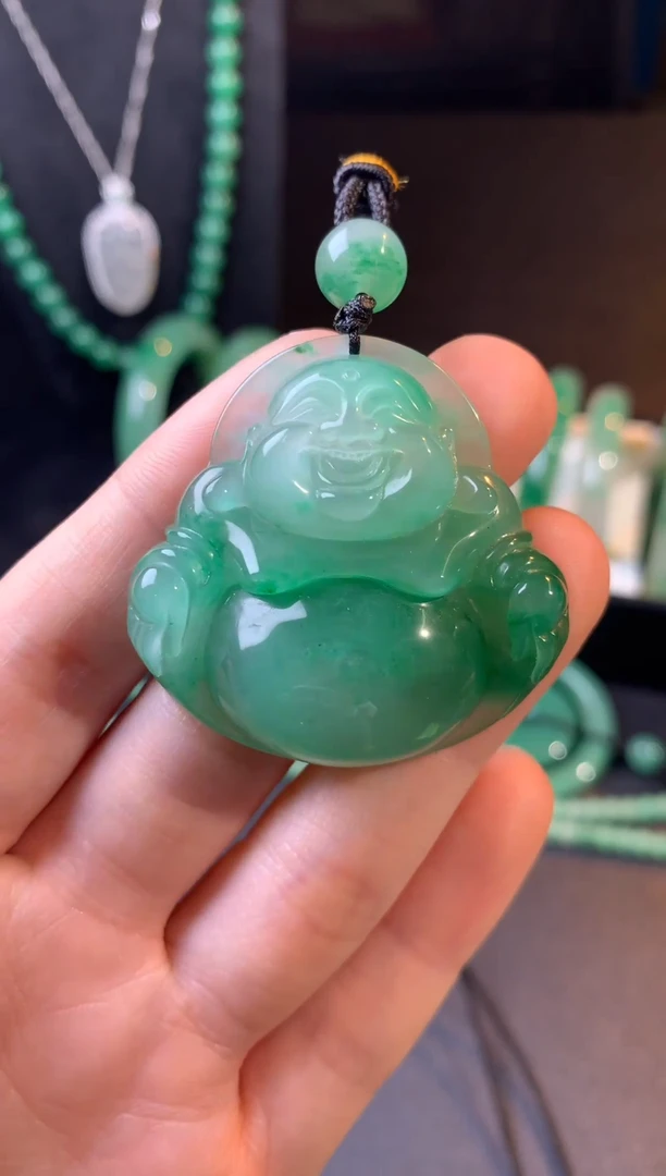 吊坠(不含链)未镶嵌石英质玉（非洲翠）大尺寸佛公