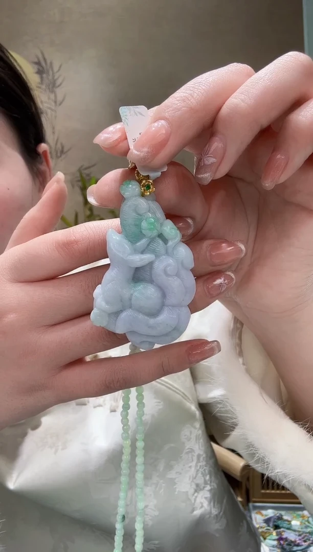 【闪购商品】翡翠颈饰未镶嵌吊坠