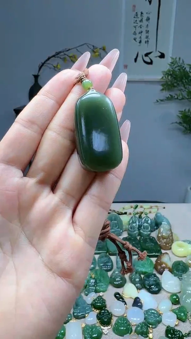 未镶嵌和田玉挂件1