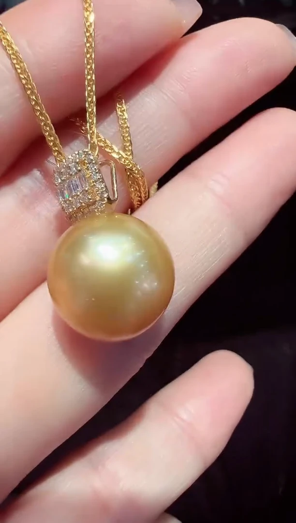 【闪购商品】海水珍珠吊坠(赠链)18K金镶嵌金珍珠吊坠