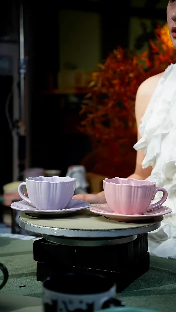 【闪购商品】紫+粉杯碟套装|默认微瑕/