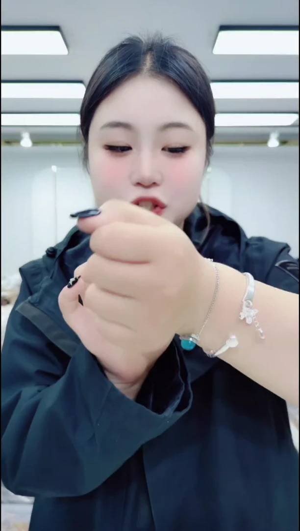 玛瑙/玉髓颈饰合金2515银白色手镯