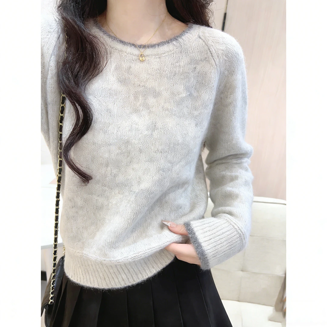 慵懒风灰色圆领休闲针织衫毛衣女2025冬季新款宽松百搭打底衫上衣