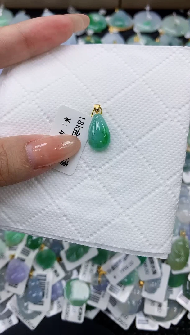 颈饰未镶嵌翡翠11111111111