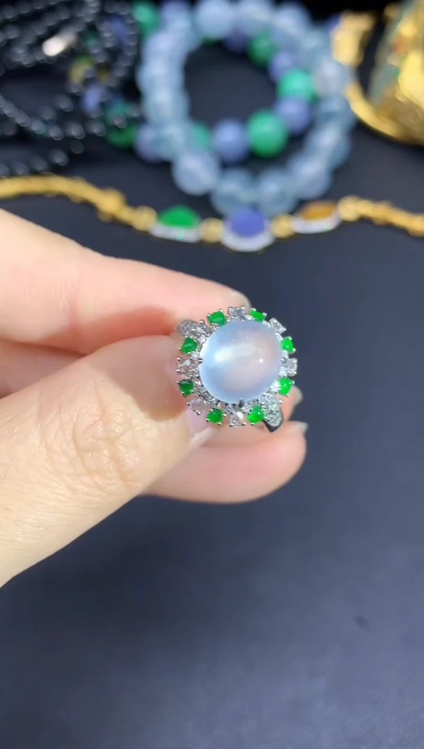 18K金镶嵌戒指翡翠269-雪姐翡翠天天见