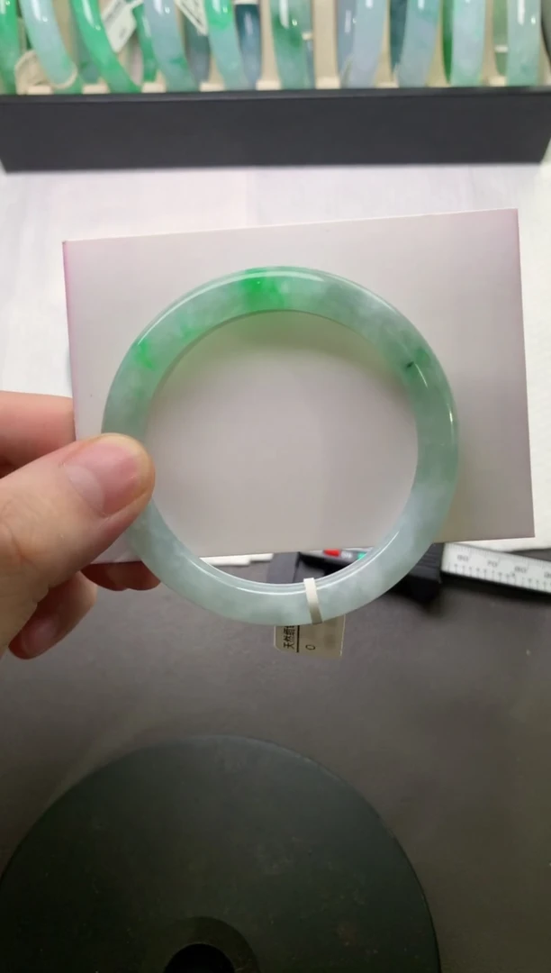 未镶嵌手镯（圆镯）翡翠53.5*7.9*8.0