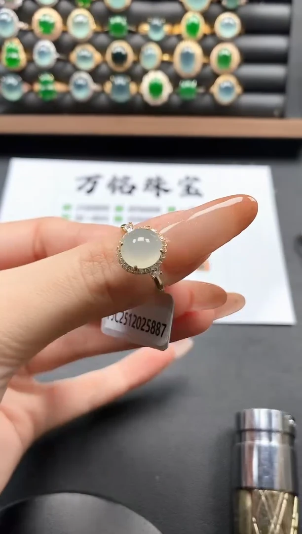 银S925镶嵌戒指翡翠521151