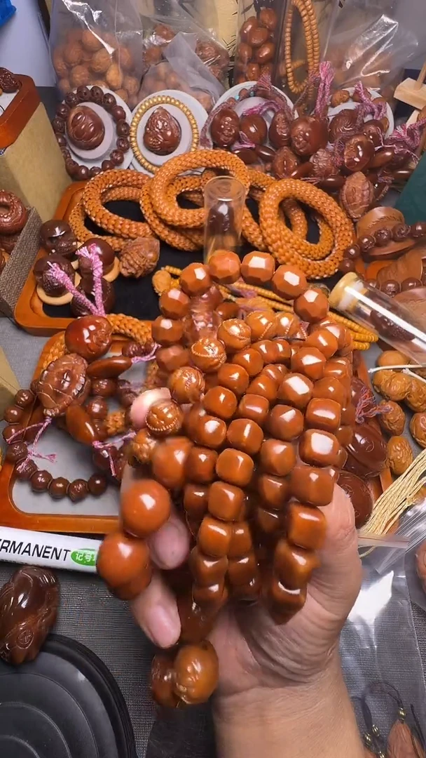 手串橄榄核哀***天11条