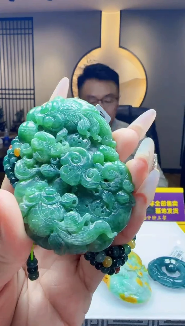未镶嵌定制翡翠Q70469翡翠