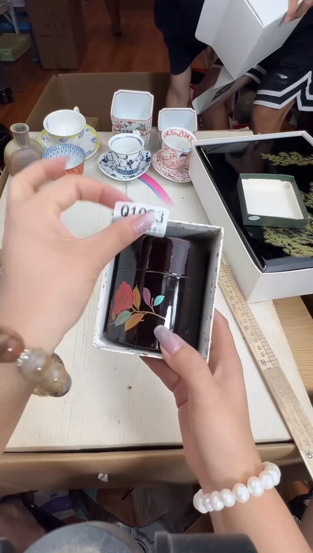 瓷片梅****81083Q