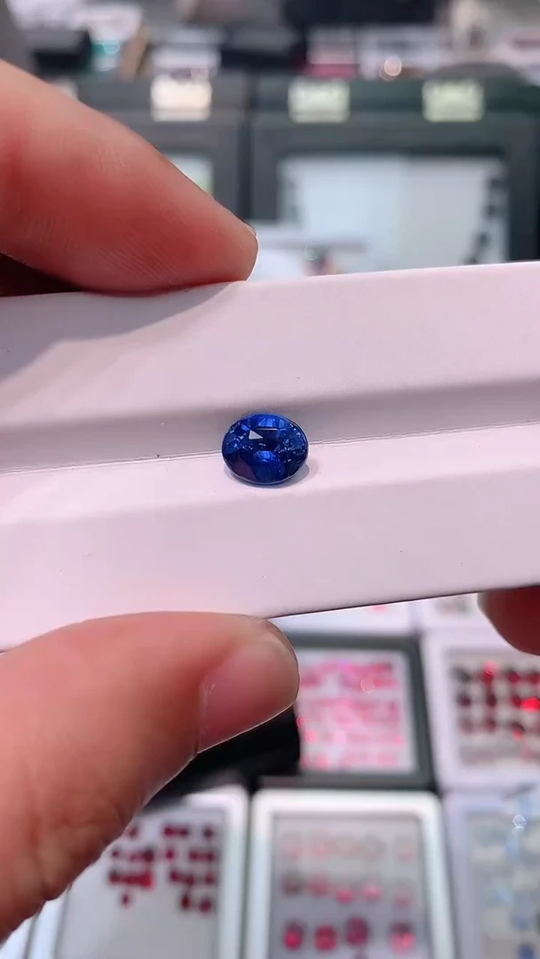 【闪购商品】蓝宝石裸石未镶嵌兰卡3.37