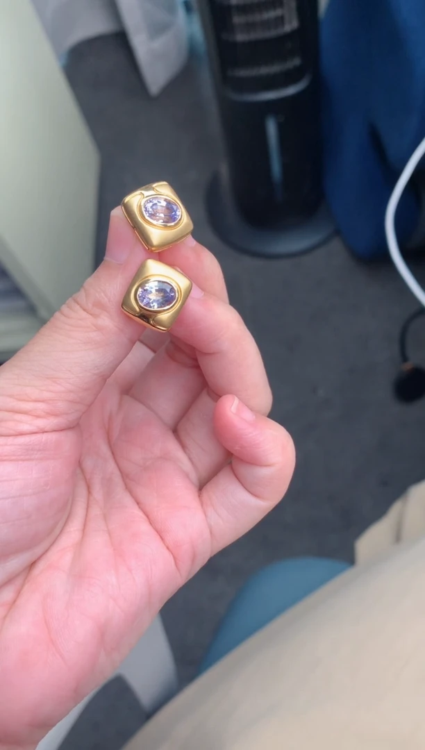 18K金镶嵌耳钉尖晶石皮***Y1.7ct紫尖晶  BE
