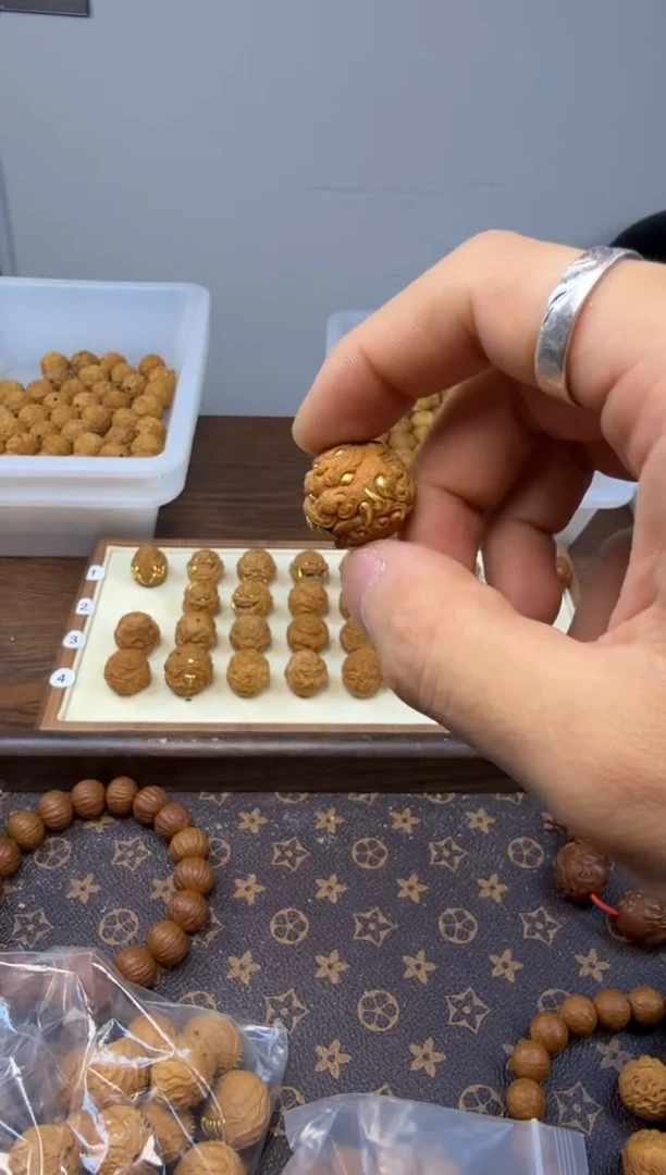 吊坠猴头核桃灰****兔唐狮白虎 精修 重工